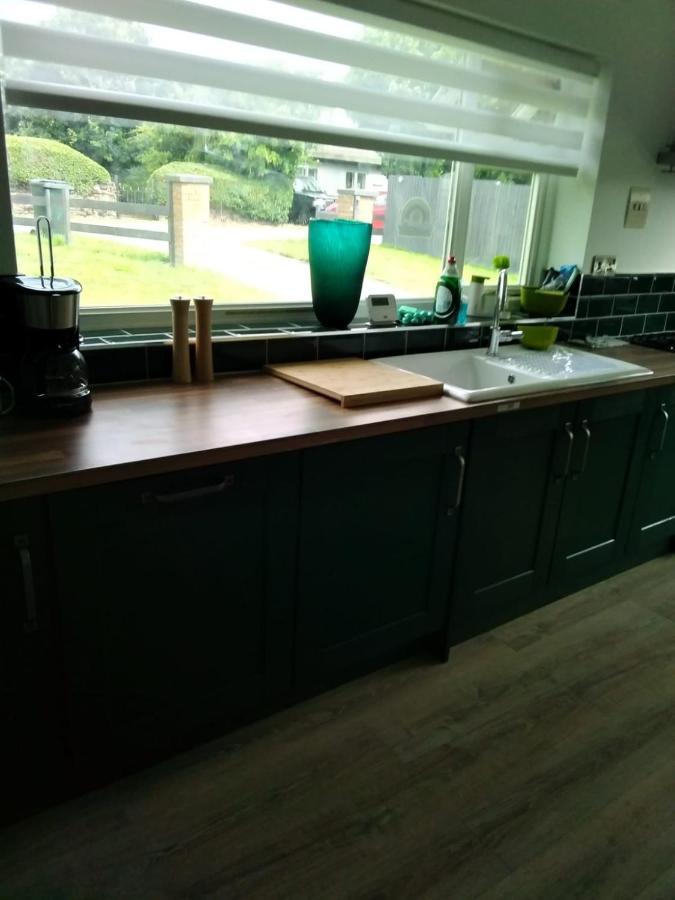 Shore Lodge. 4 Bed Bungalow Only Mtrs From The Beach. Sleeps 8 Sutton-on-Sea Buitenkant foto