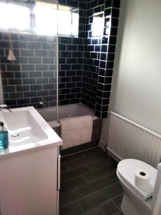 Shore Lodge. 4 Bed Bungalow Only Mtrs From The Beach. Sleeps 8 Sutton-on-Sea Buitenkant foto