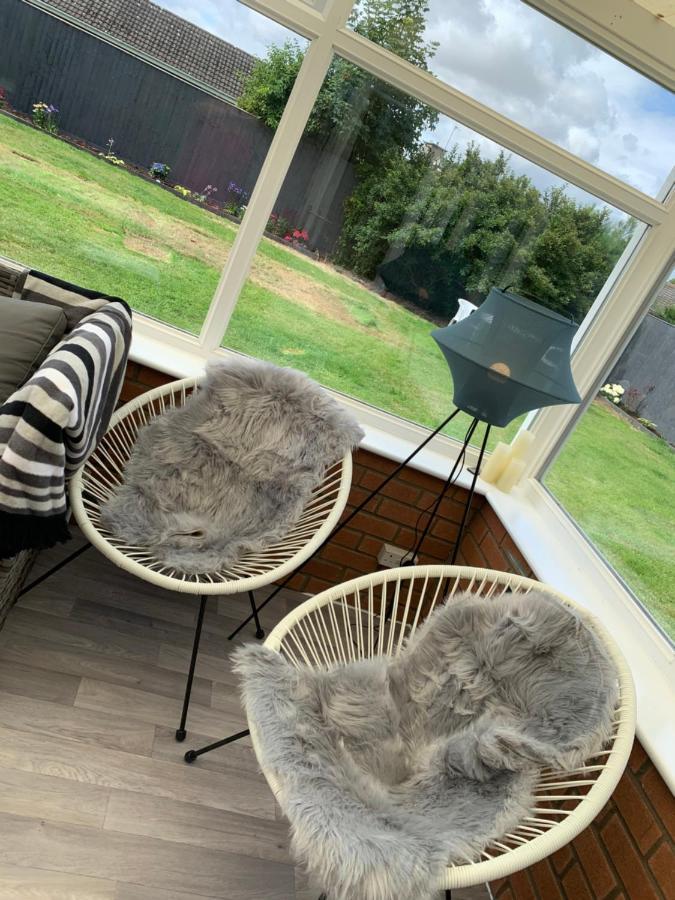 Shore Lodge. 4 Bed Bungalow Only Mtrs From The Beach. Sleeps 8 Sutton-on-Sea Buitenkant foto