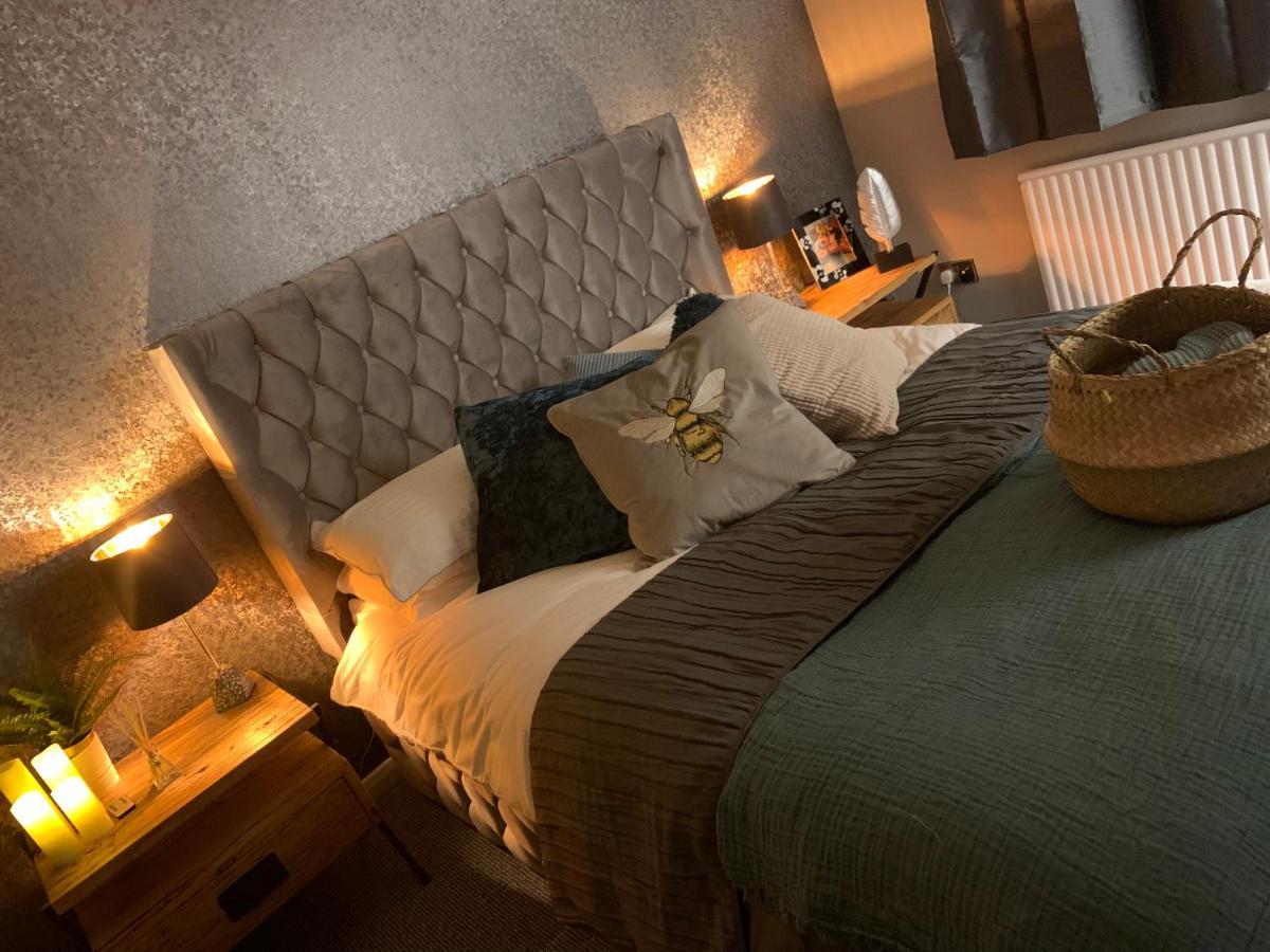Shore Lodge. 4 Bed Bungalow Only Mtrs From The Beach. Sleeps 8 Sutton-on-Sea Buitenkant foto